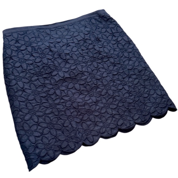 Talbots Navy Linen Embroidered Floral Skirt Scalloped Hem 16WP - Picture 2 of 10